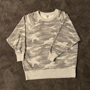 American eagle camo gray sweatshirt